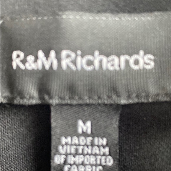 Black Textured Women's Sweater - Picture 2 of 7